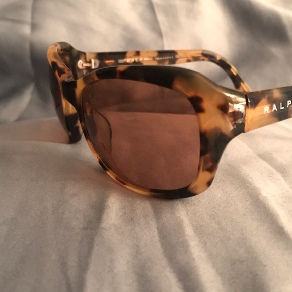 Ralph Lauren sunglasses - Picture 2 of 4